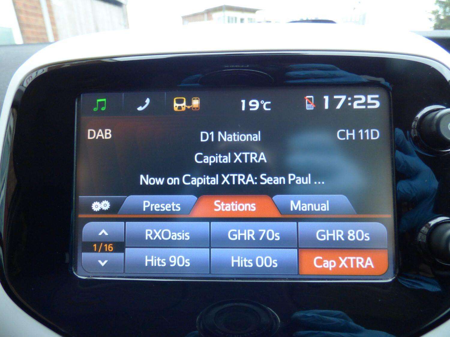 2017 PEUGEOT 108 2017 PEUGEOT 108