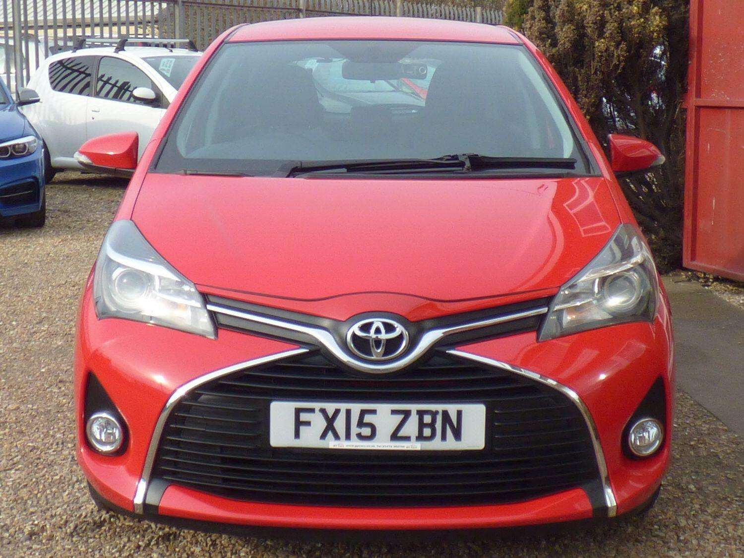 2015 TOYOTA YARIS 2015 TOYOTA YARIS