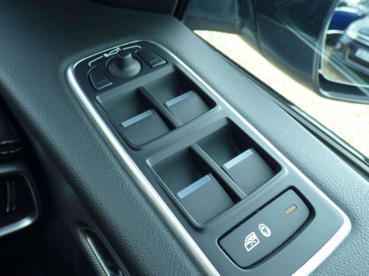 2018 JAGUAR F-PACE 2018 JAGUAR F-PACE