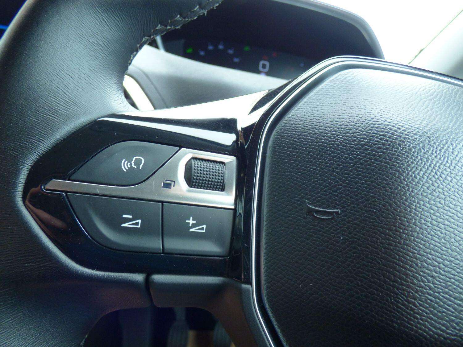 2018 PEUGEOT 3008 2018 PEUGEOT 3008