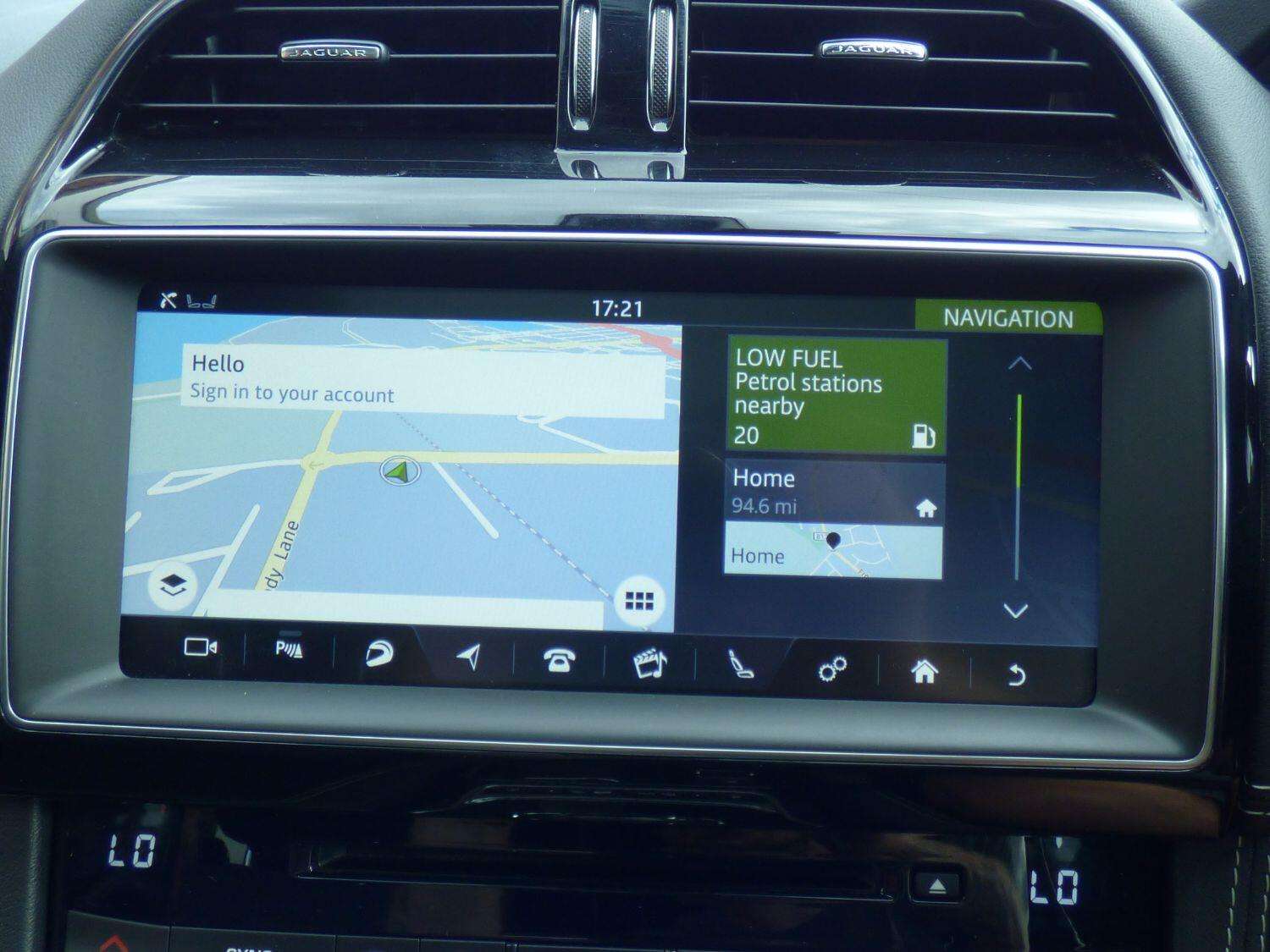 2018 JAGUAR F-PACE 2018 JAGUAR F-PACE