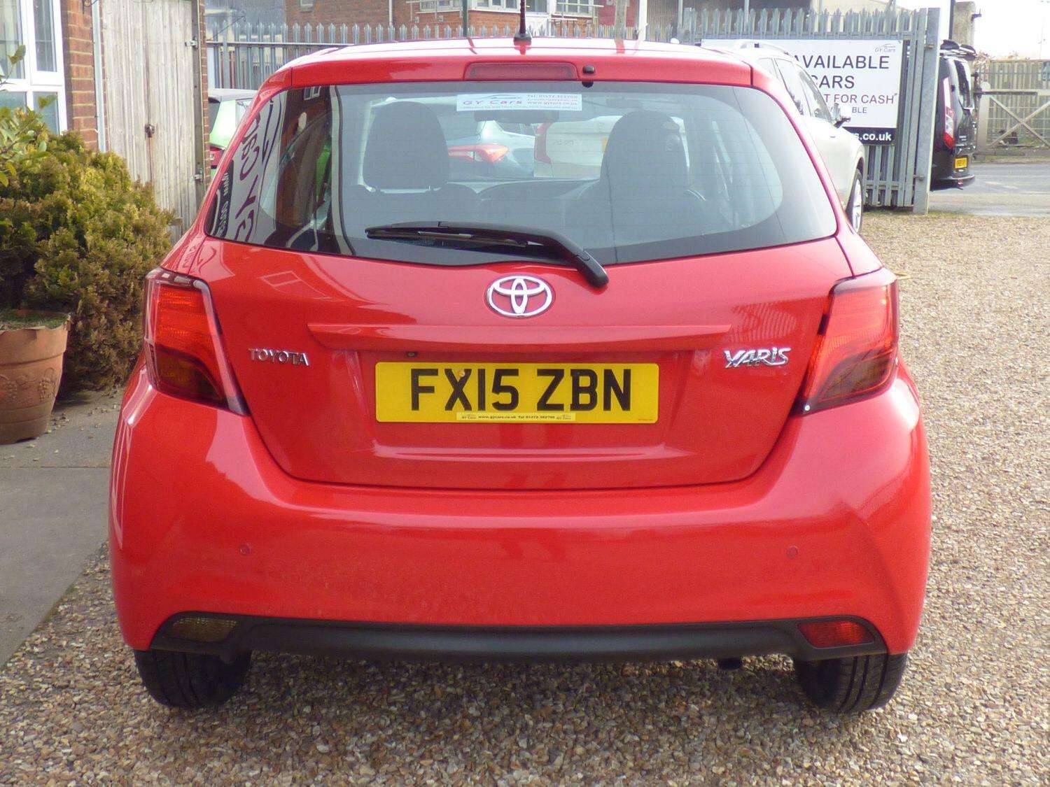 2015 TOYOTA YARIS 2015 TOYOTA YARIS