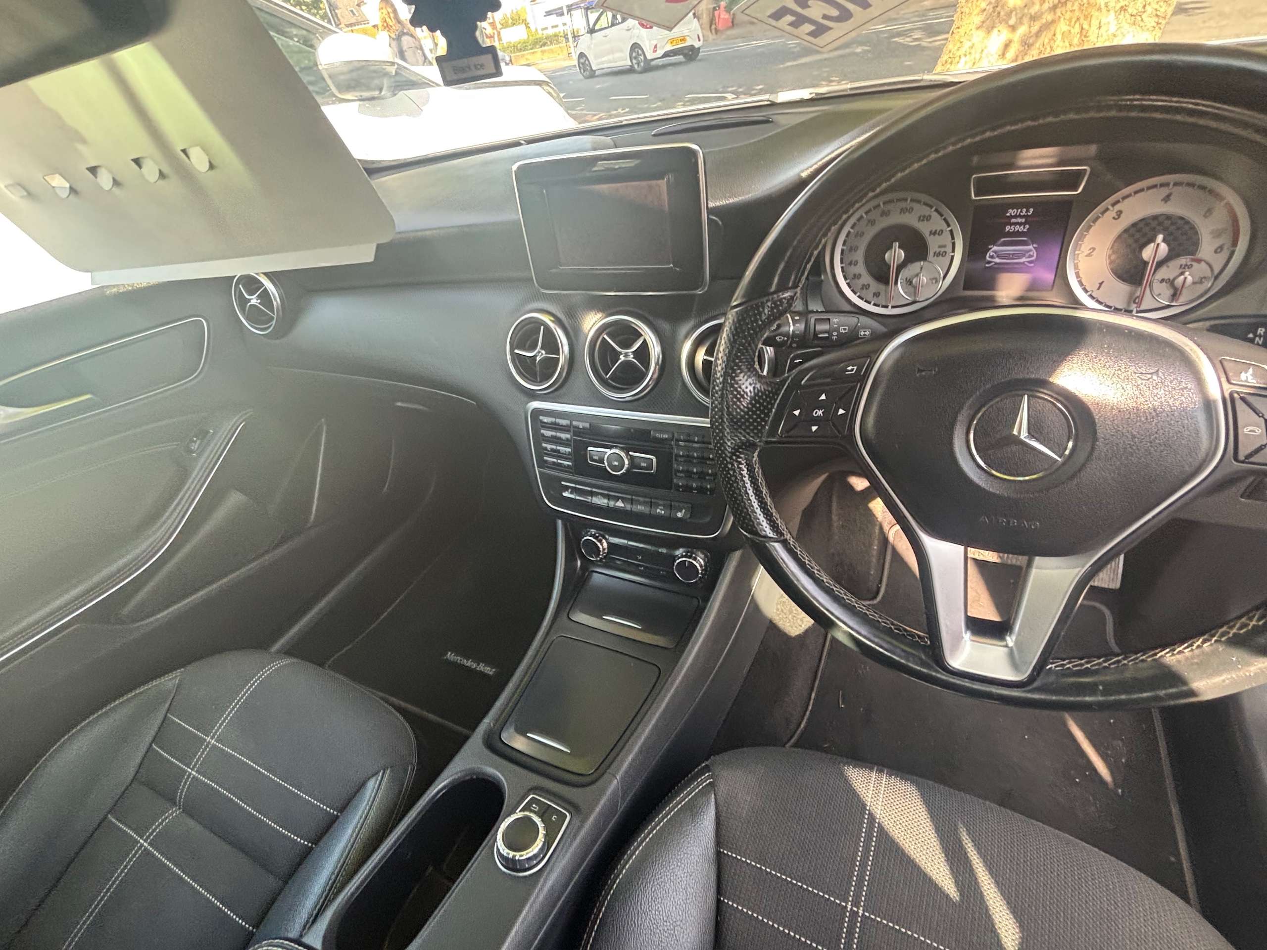 2014 MERCEDES-BENZ A CLASS 2014 MERCEDES-BENZ A CLASS