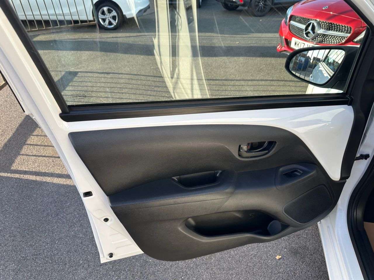 2017 PEUGEOT 108 2017 PEUGEOT 108