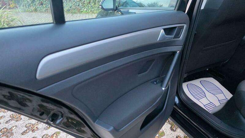 2015 VOLKSWAGEN GOLF 2015 VOLKSWAGEN GOLF