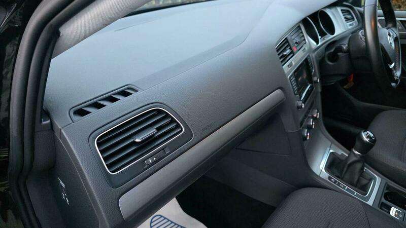 2015 VOLKSWAGEN GOLF 2015 VOLKSWAGEN GOLF