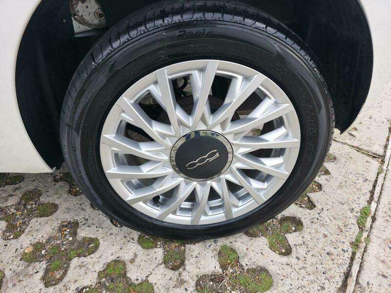 2017 FIAT 500 2017 FIAT 500