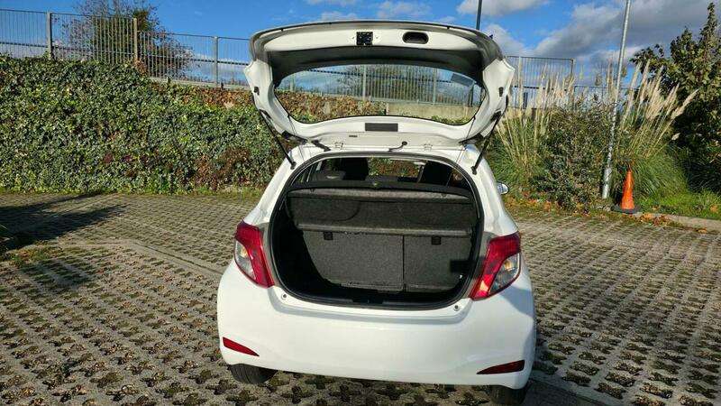 2012 TOYOTA YARIS 2012 TOYOTA YARIS