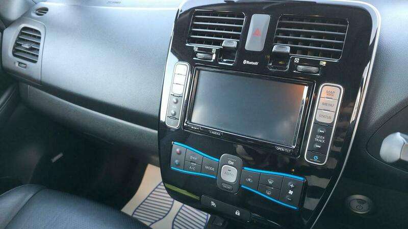 2017 NISSAN LEAF 2017 NISSAN LEAF