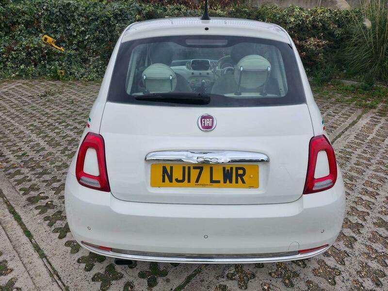 2017 FIAT 500 2017 FIAT 500