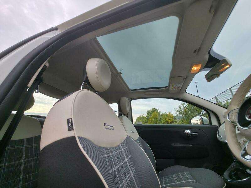 2017 FIAT 500 2017 FIAT 500