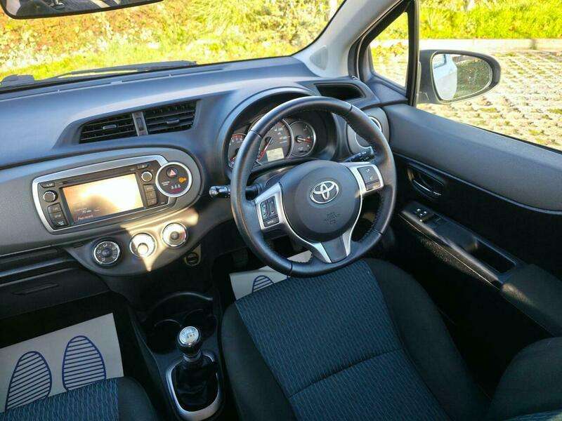 2012 TOYOTA YARIS 2012 TOYOTA YARIS