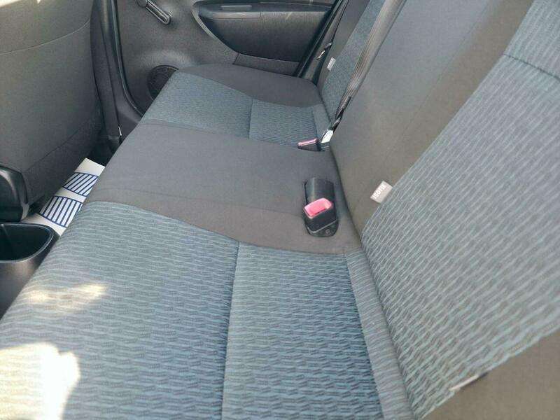 2012 TOYOTA YARIS 2012 TOYOTA YARIS