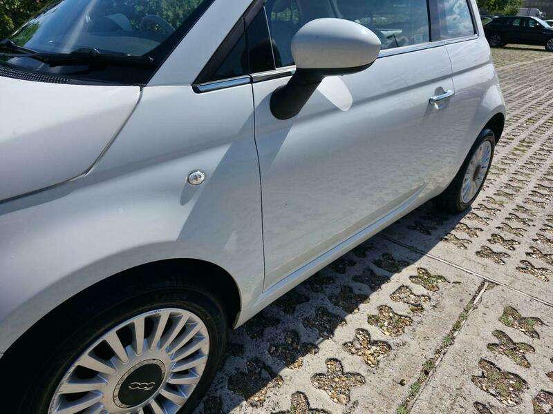 2011 FIAT 500 2011 FIAT 500