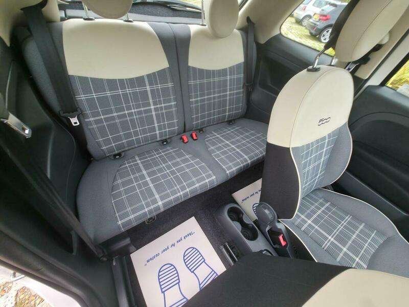 2017 FIAT 500 2017 FIAT 500