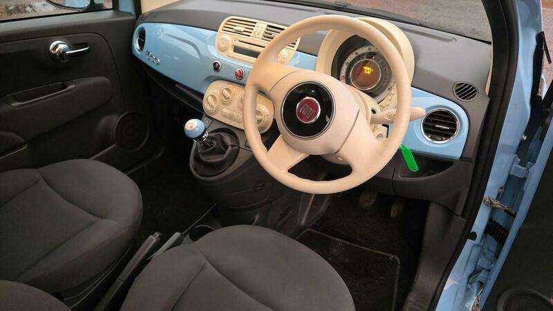 2013 FIAT 500 2013 FIAT 500