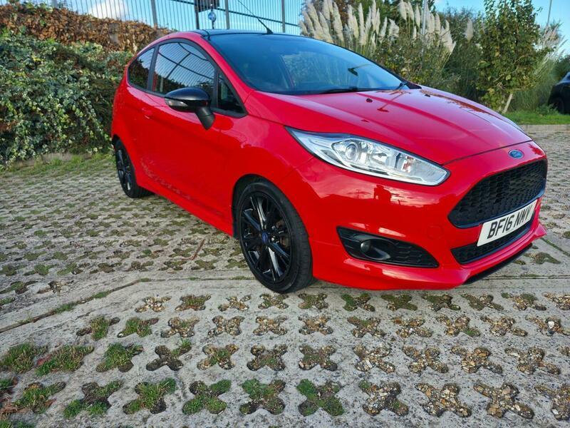 Check out this Ford Fiesta 2016 Petrol Manual