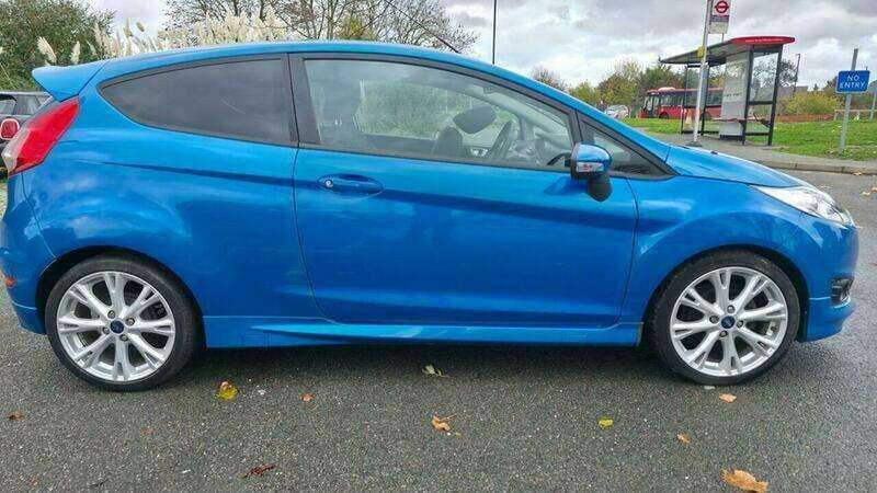2015 FORD FIESTA 2015 FORD FIESTA