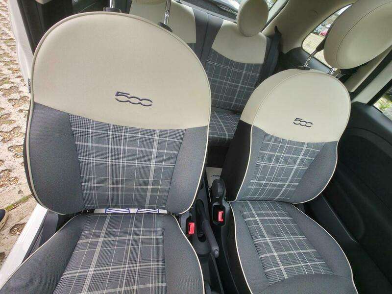 2017 FIAT 500 2017 FIAT 500