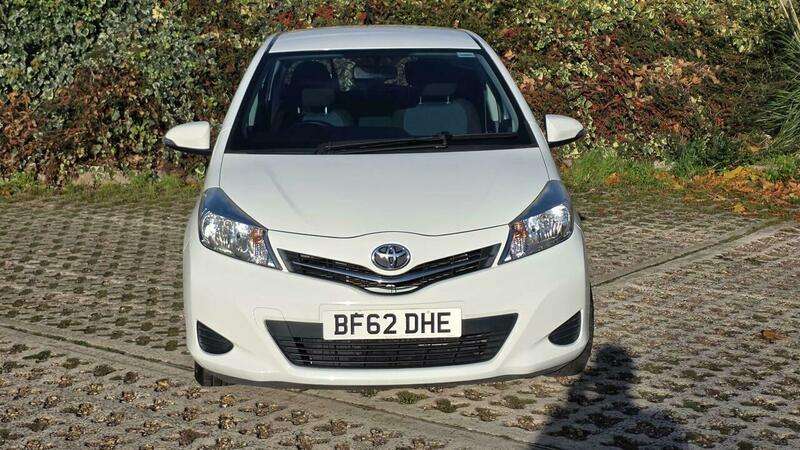 2012 TOYOTA YARIS 2012 TOYOTA YARIS