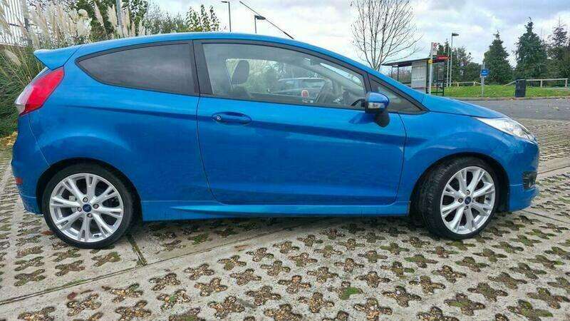 2015 FORD FIESTA 2015 FORD FIESTA