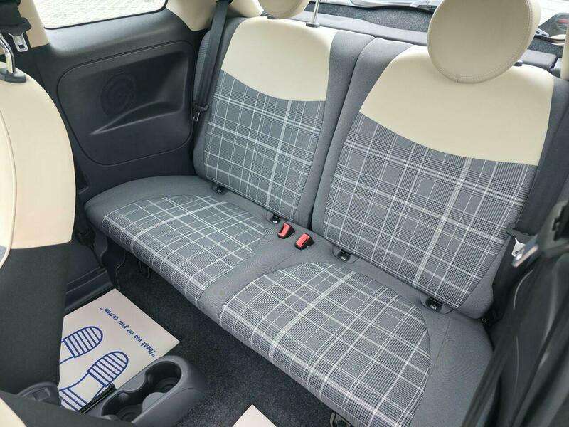 2017 FIAT 500 2017 FIAT 500