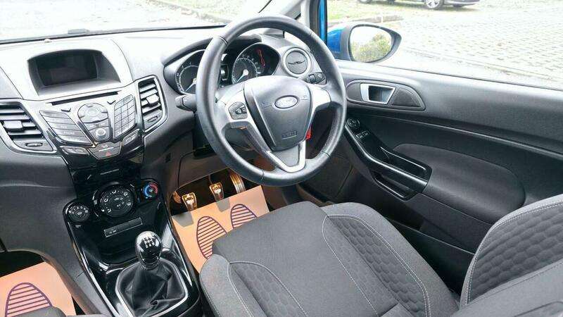 2015 FORD FIESTA 2015 FORD FIESTA