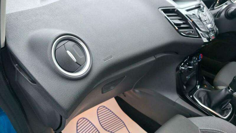 2015 FORD FIESTA 2015 FORD FIESTA