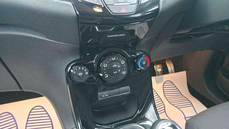 2015 FORD FIESTA 2015 FORD FIESTA