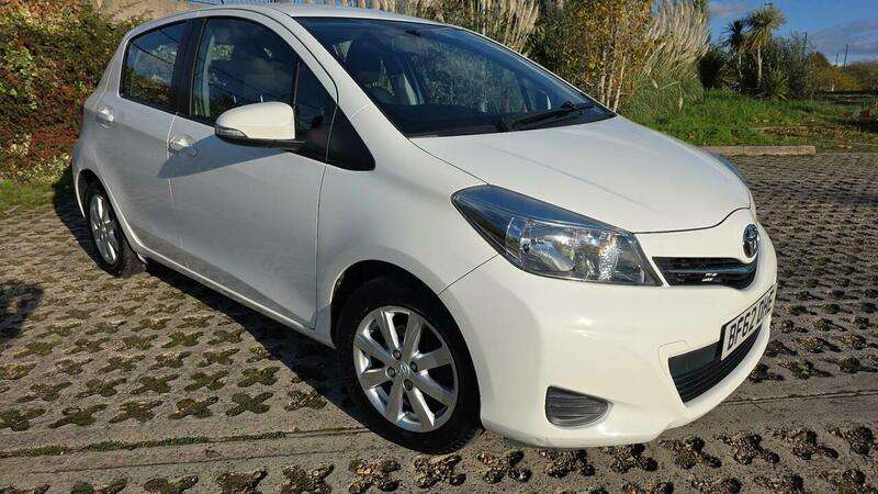 2012 TOYOTA YARIS 2012 TOYOTA YARIS