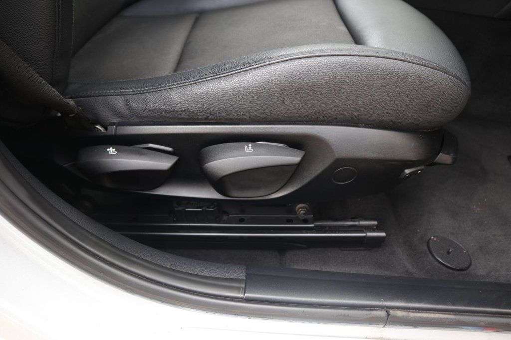 2010 BMW 1 SERIES 2010 BMW 1 SERIES