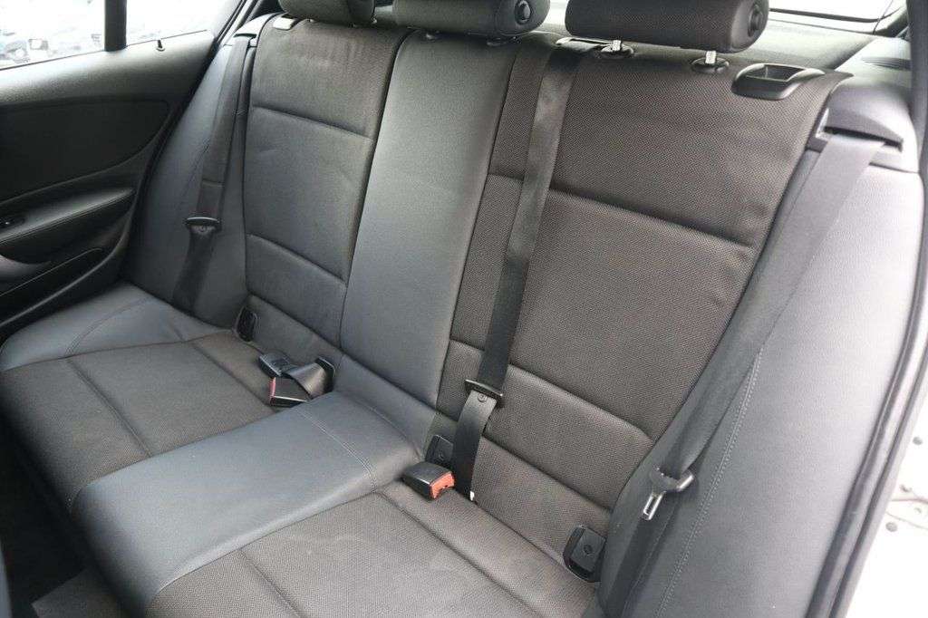 2010 BMW 1 SERIES 2010 BMW 1 SERIES