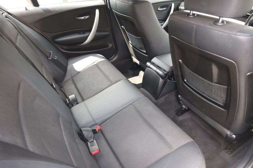 2010 BMW 1 SERIES 2010 BMW 1 SERIES