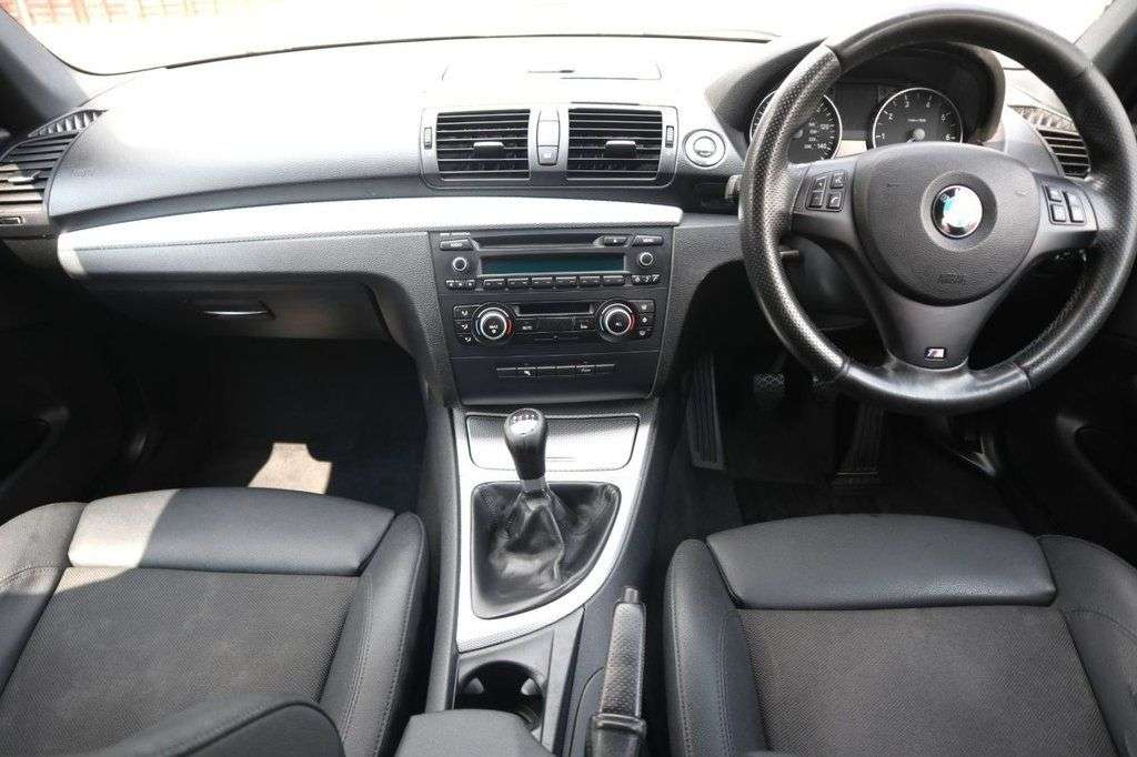 2010 BMW 1 SERIES 2010 BMW 1 SERIES