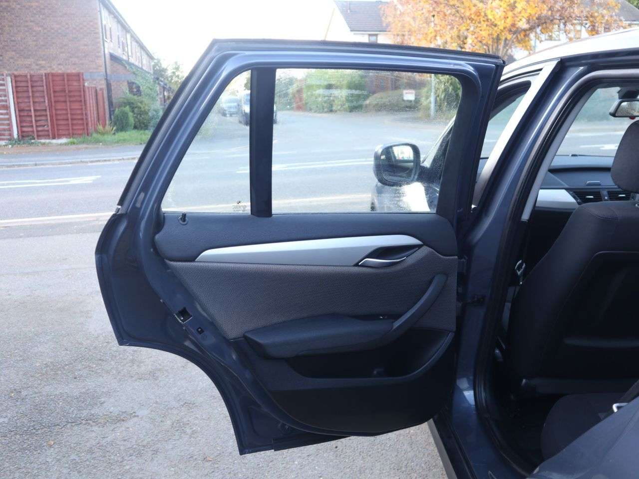 2010 BMW X1 2010 BMW X1