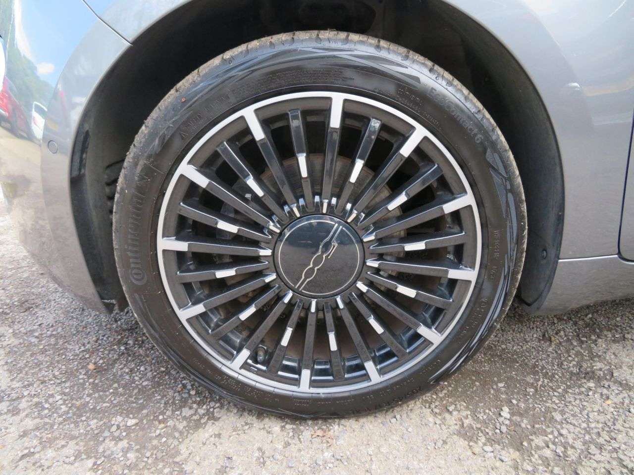 2021 FIAT 500E C 2021 FIAT 500E C