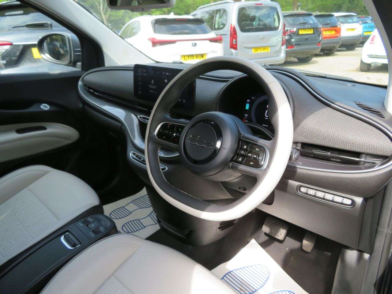 2021 FIAT 500E C 2021 FIAT 500E C