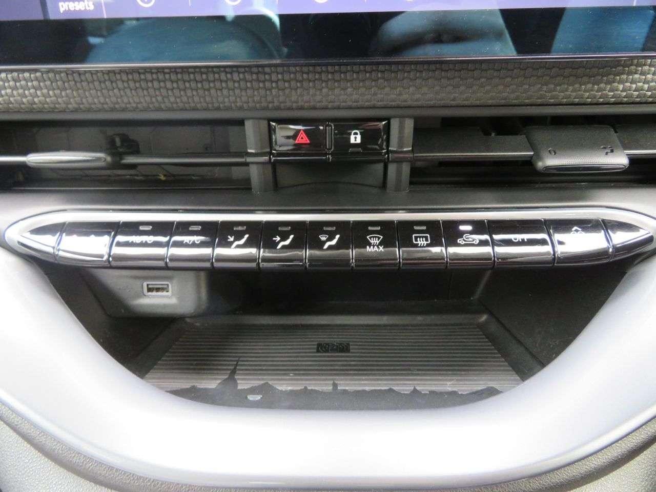 2021 FIAT 500E C 2021 FIAT 500E C