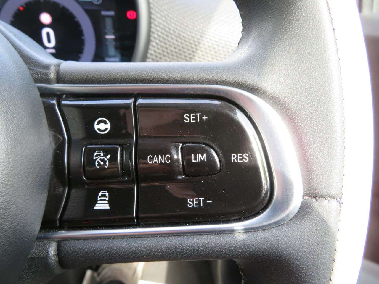 2021 FIAT 500E C 2021 FIAT 500E C