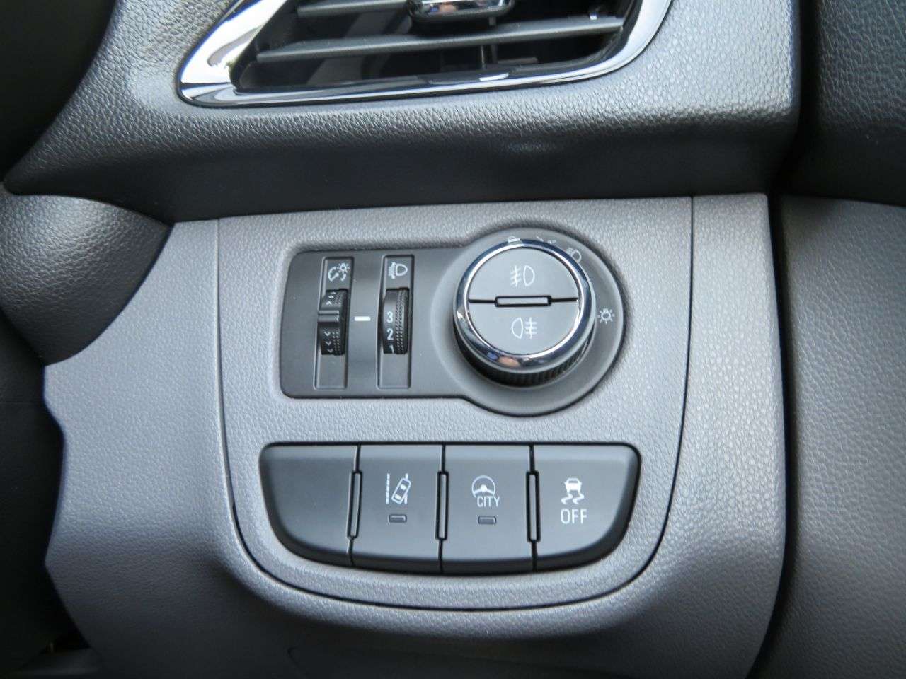 2016 VAUXHALL VIVA 2016 VAUXHALL VIVA