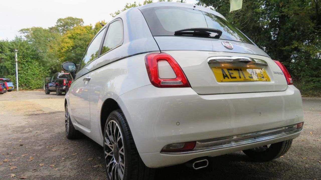 2021 FIAT 500 2021 FIAT 500