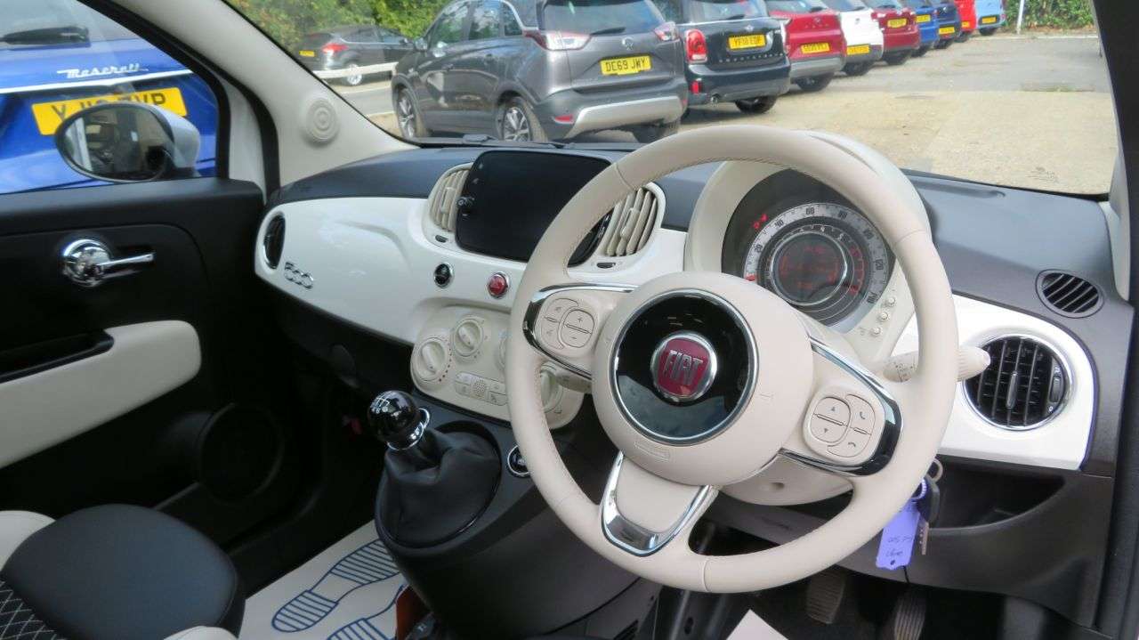 2021 FIAT 500 2021 FIAT 500