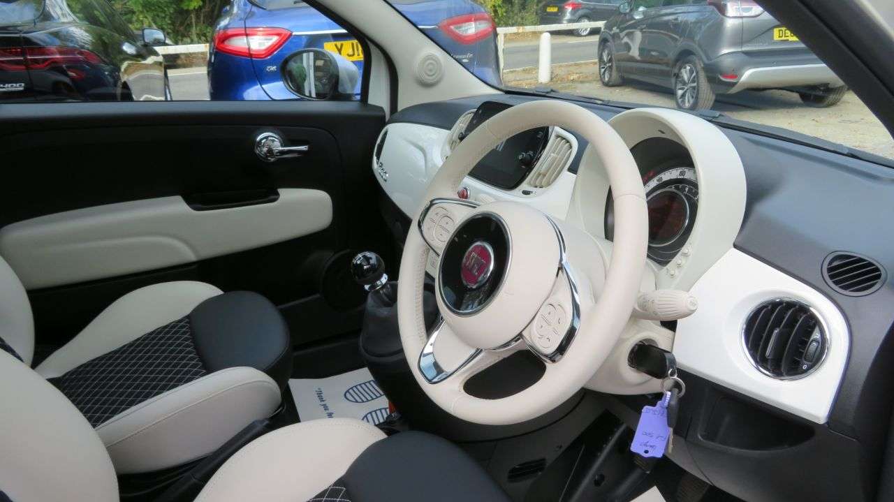 2021 FIAT 500 2021 FIAT 500