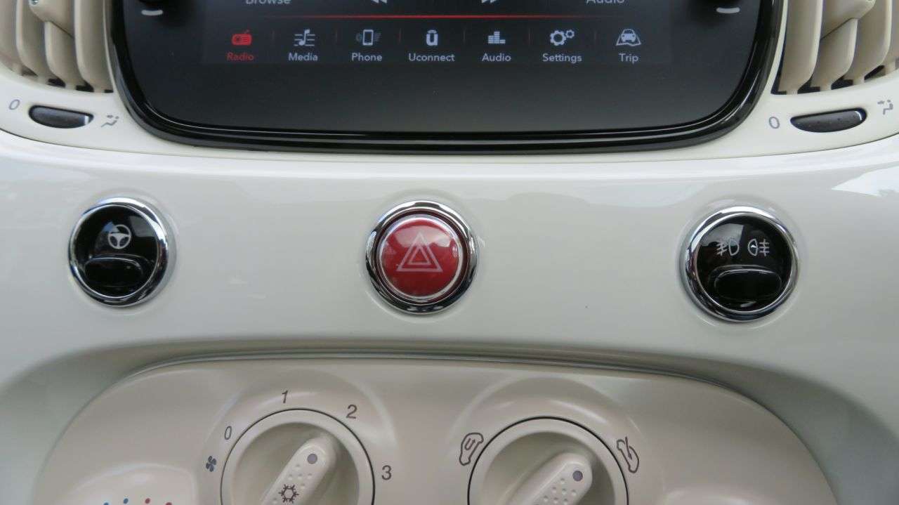 2021 FIAT 500 2021 FIAT 500