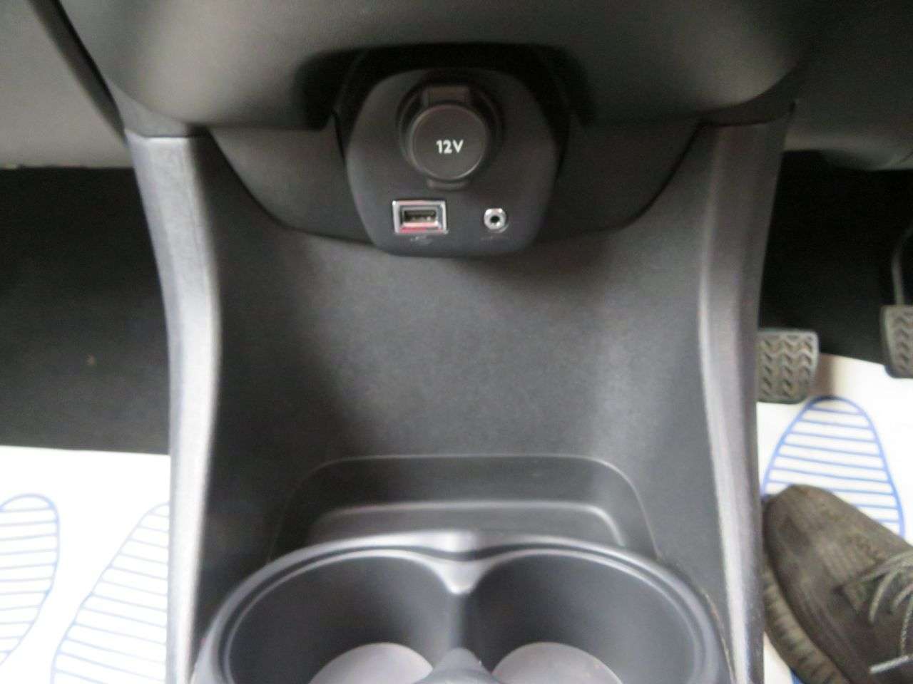 2015 PEUGEOT 108 2015 PEUGEOT 108