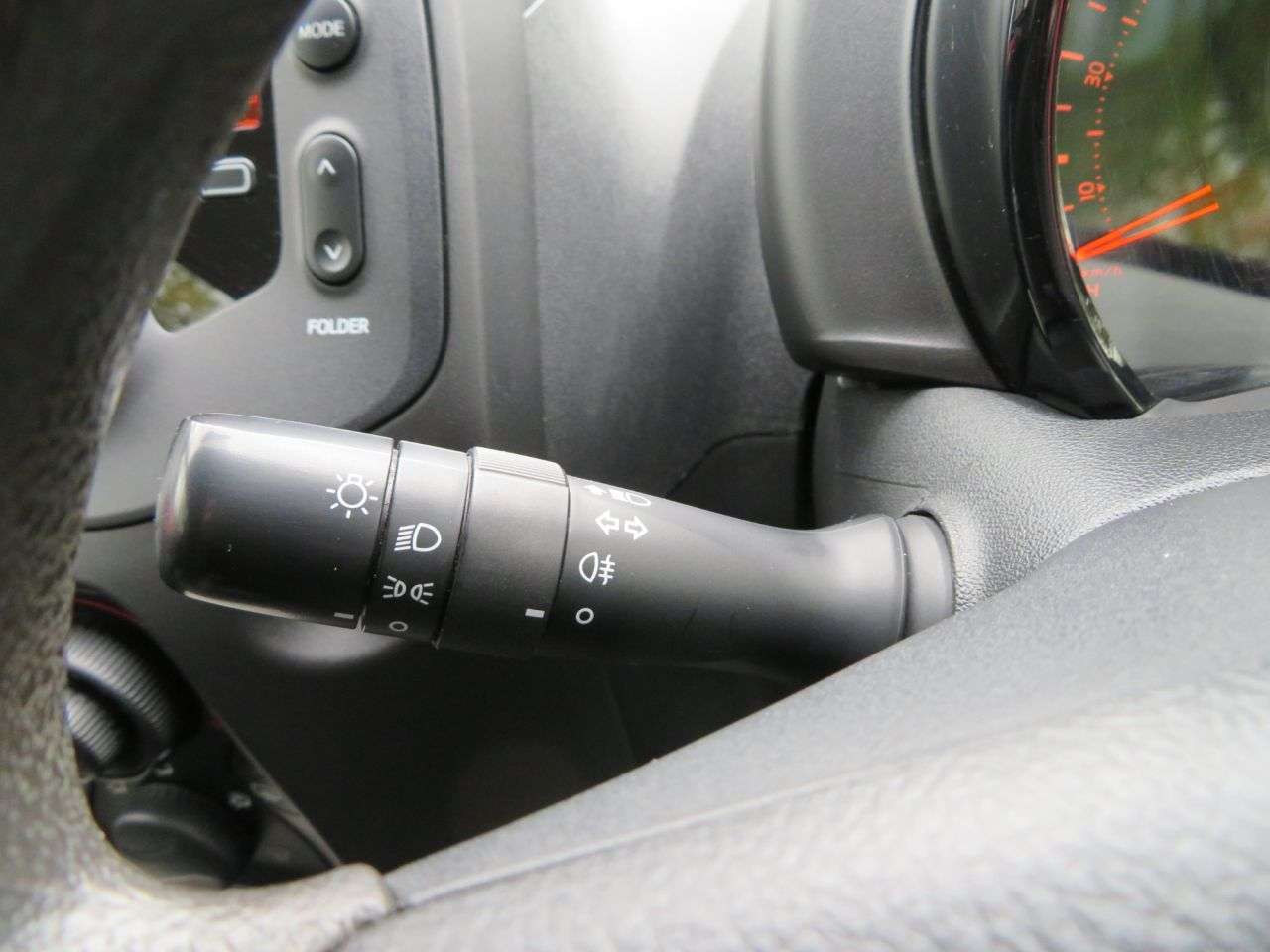 2015 PEUGEOT 108 2015 PEUGEOT 108