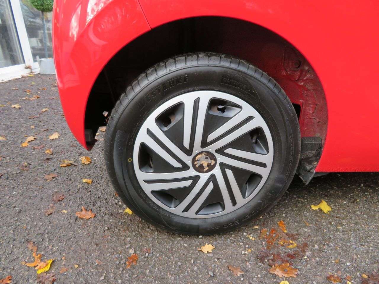 2015 PEUGEOT 108 2015 PEUGEOT 108