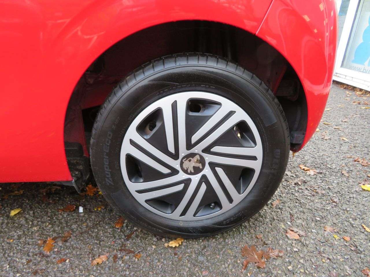 2015 PEUGEOT 108 2015 PEUGEOT 108