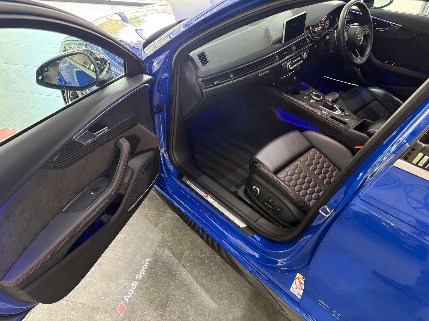 2018 AUDI RS4 2018 AUDI RS4