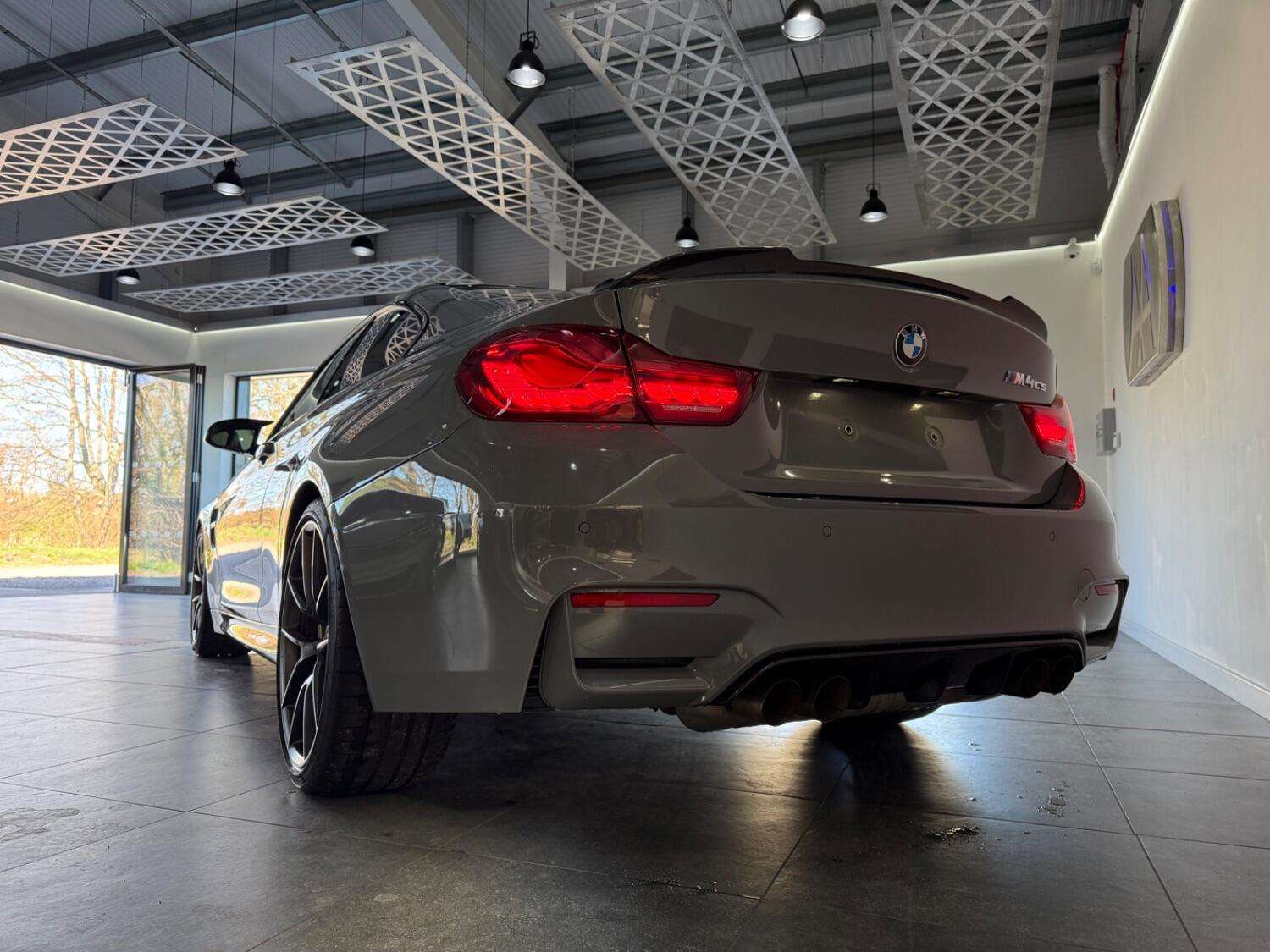 2018 BMW M4 2018 BMW M4